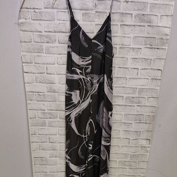 Athleta Black and White Jumpsuit Sleeveless V-Neck - Picture 1 of 6